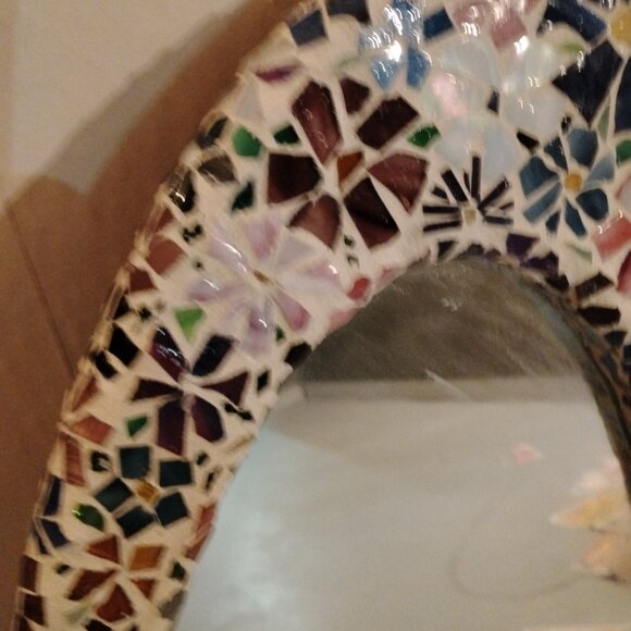 Hand crafted mosaic flower design Mirror - Picture 2 of 2
